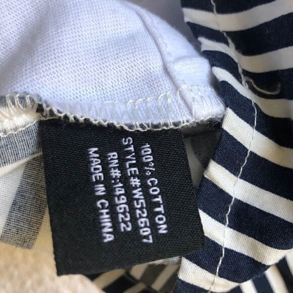 3/$25 WALTER BAKER Betina Mixed Media Blouse Top Size M - Picture 6 of 9